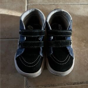 Toddler size 9.5 vans